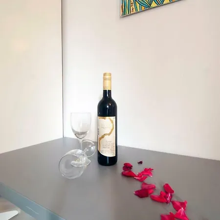 Dva Oriha Apartment